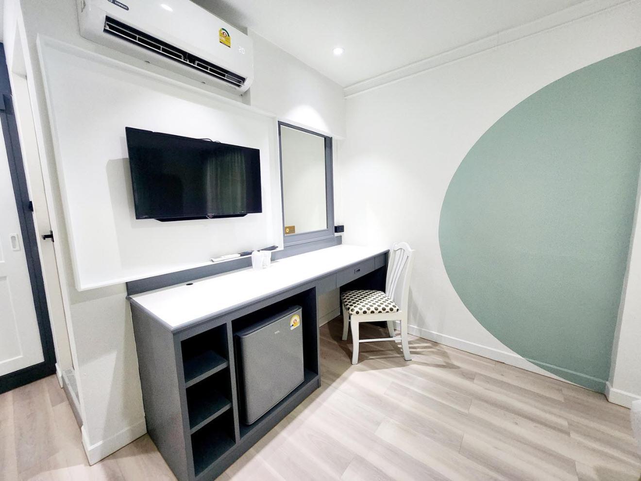 Seatel Phuket, Patong Beach Extérieur photo