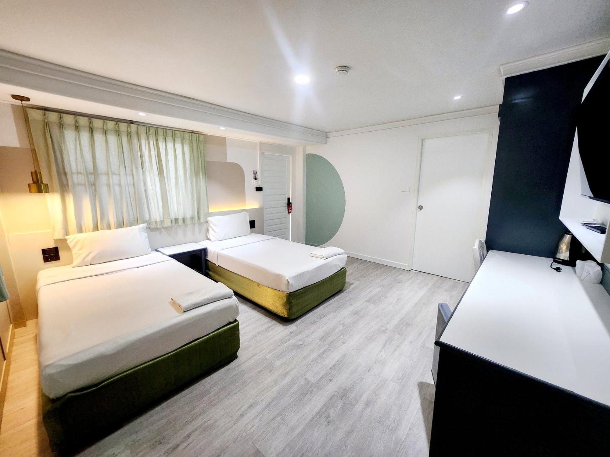 Seatel Phuket, Patong Beach Extérieur photo