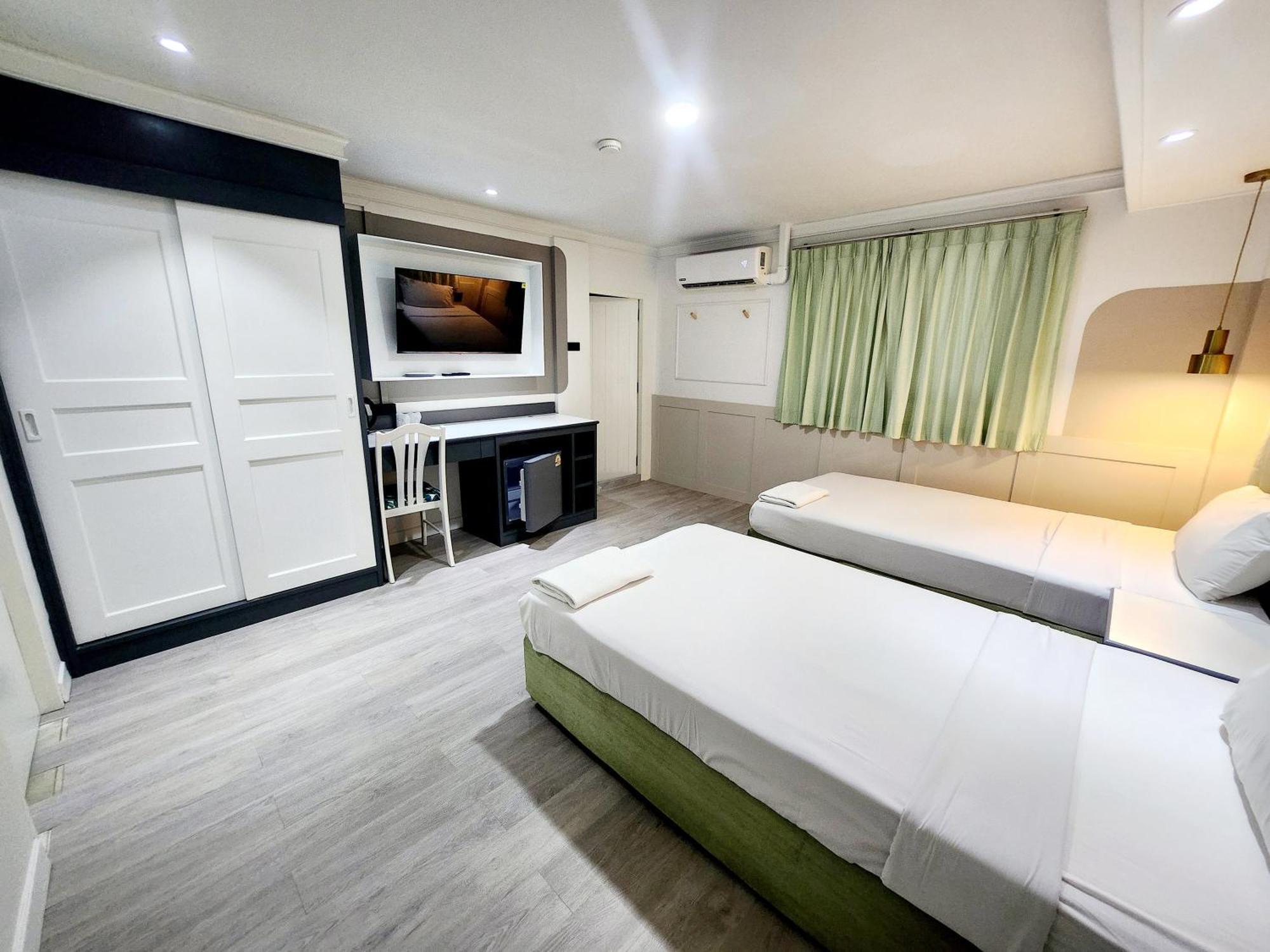 Seatel Phuket, Patong Beach Extérieur photo