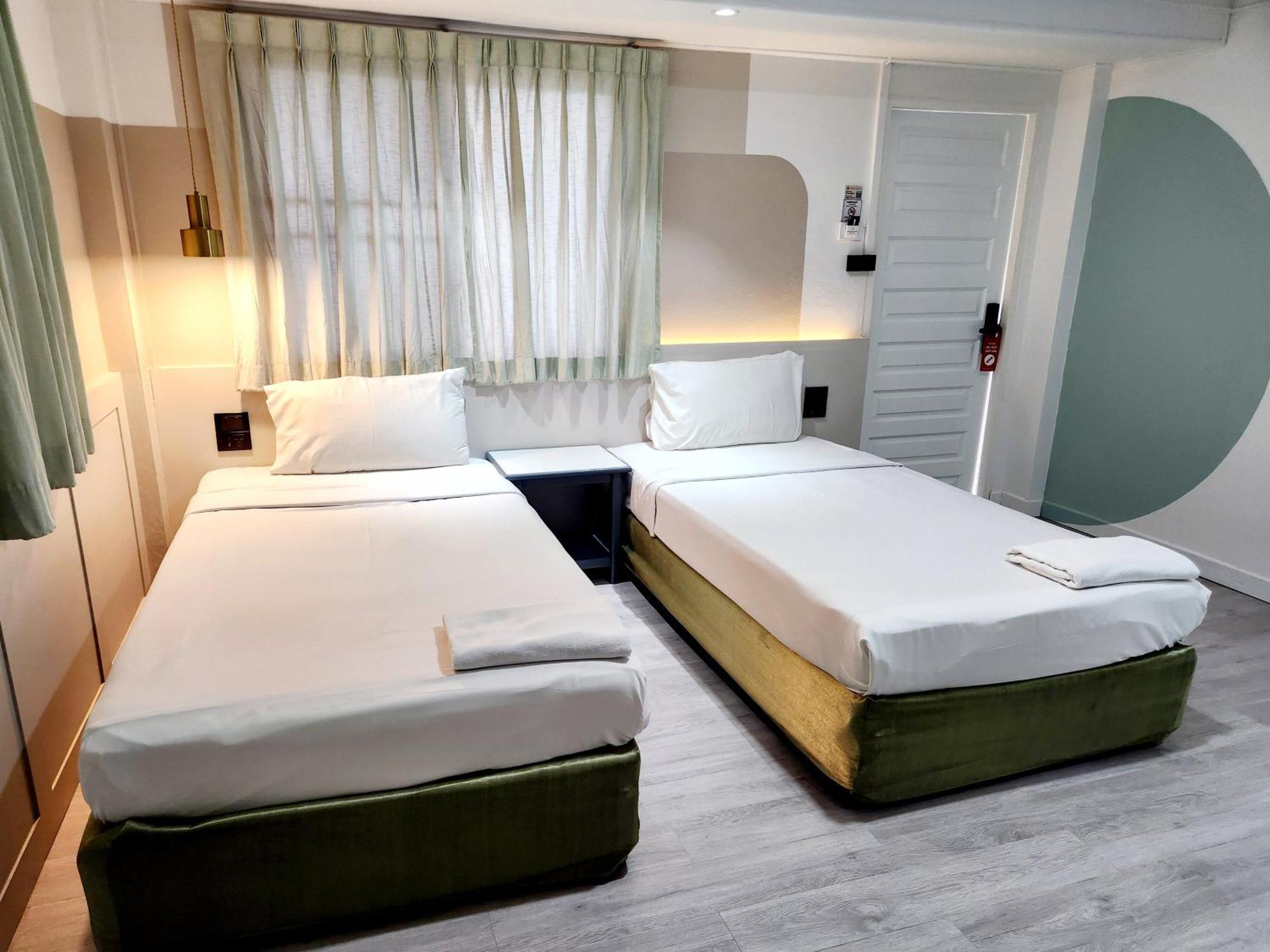 Seatel Phuket, Patong Beach Extérieur photo