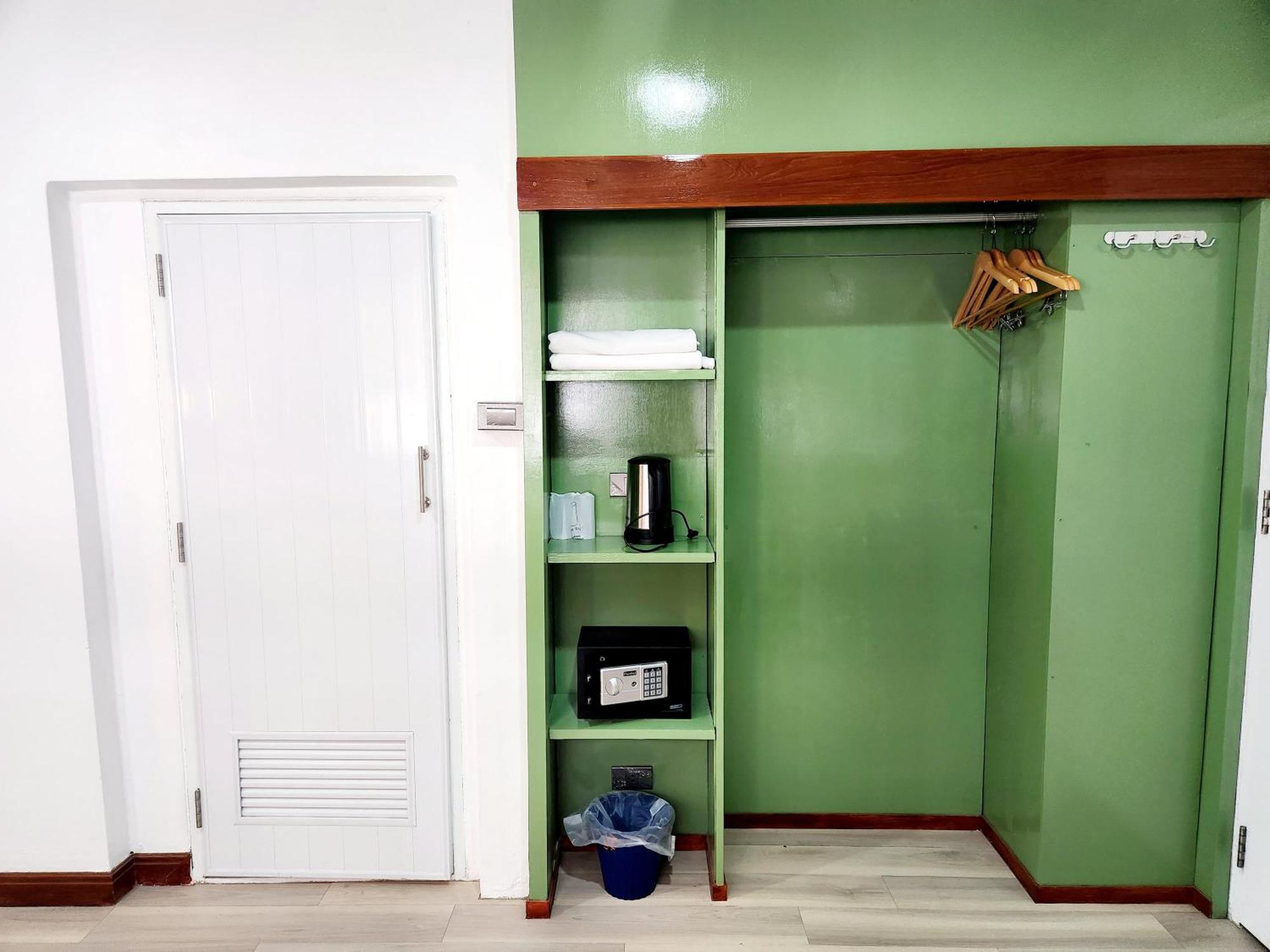 Seatel Phuket, Patong Beach Extérieur photo